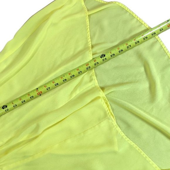 Women's GB Flowy Yellow Tank Hi-Lo with Embroidery Size: Medium - Picture 7 of 12